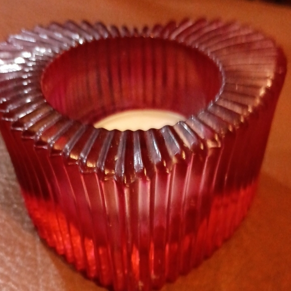 Heart-Shaped Red Glass Candle Holder And New White Votive Candle - Picture 7 of 8